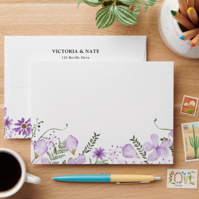 Cute Purple Florals 5x7 Card Envelope (Desk)