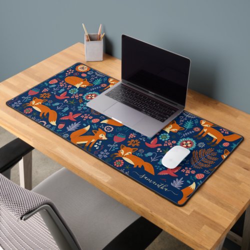 Cute red foxes and retro flowers pattern desk mat