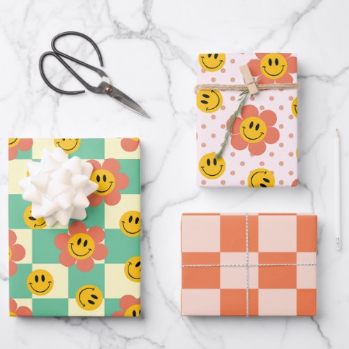 Cute Retro Checkerboard patterns with flowers Wrapping Paper Sheets