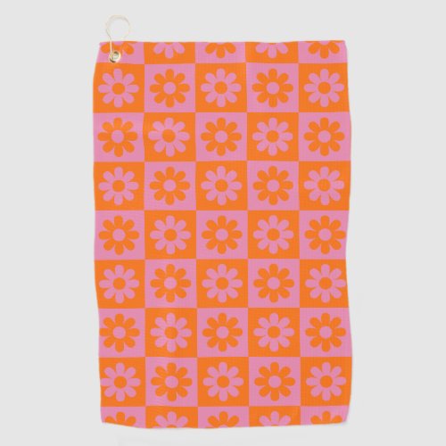 Cute Retro Daisy Flower Checkered Pink Orange Golf Towel
