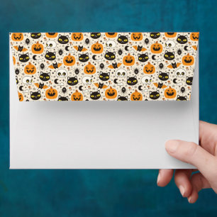 Cute Retro Halloween Pattern Envelope