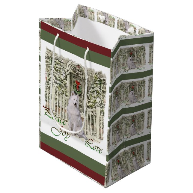 Cute Samoyed Christmas Medium Gift Bag (Front Angled)