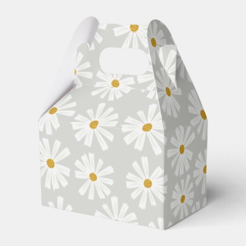 Cute Scandi Daisy Favor Boxes