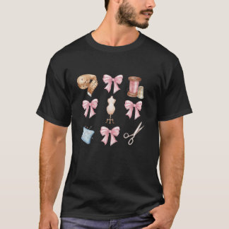 Cute Sewing Coquette Pink Bow Quilting Knitting So T-Shirt