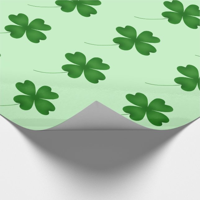 Cute shamrock pattern wrapping paper (Corner)