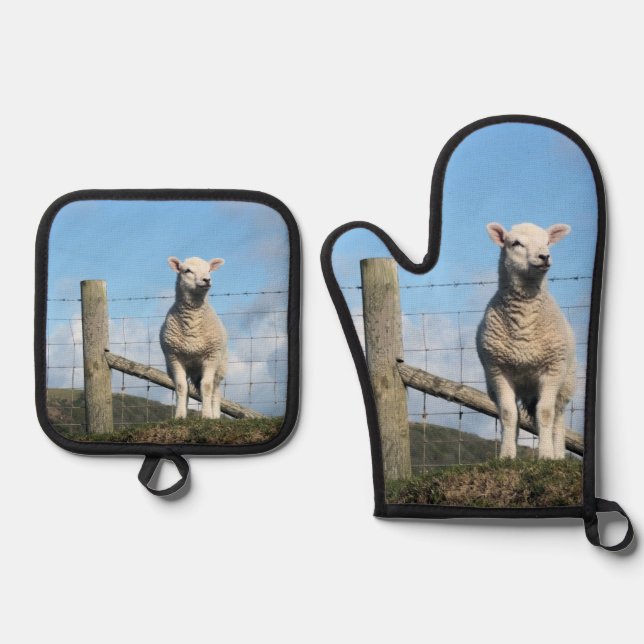 CUTE SHEEP OVEN MITT & POT HOLDER SET (Front)
