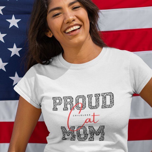 Cute simple design cat mom T-Shirt (Creator Uploaded)