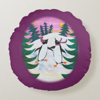 Cute Skating Penguins Snow-scene Fun Round Pillow