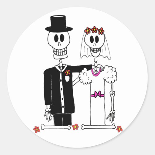 Cute Skeleton Bride and Groom in Wedding Photo Classic Round Sticker