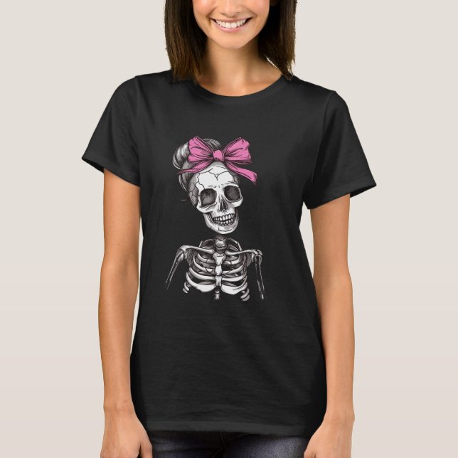 Cute Skeleton Skull Coquette Pink Bow Tie Spooky H T-Shirt (Front)