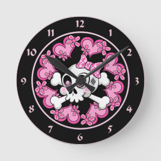 Cute Skull and Hearts Round Clock
