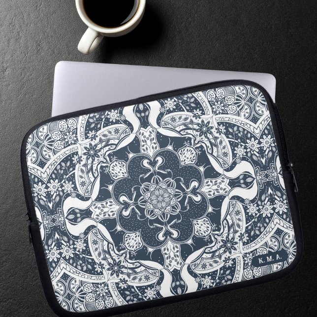 Cute Skunks Mandala Laptop Sleeve (Creator Uploaded)