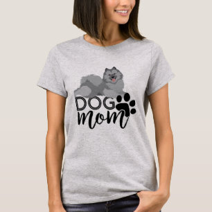 Cute Smiling Keeshond Dog Mom Graphic T-Shirt
