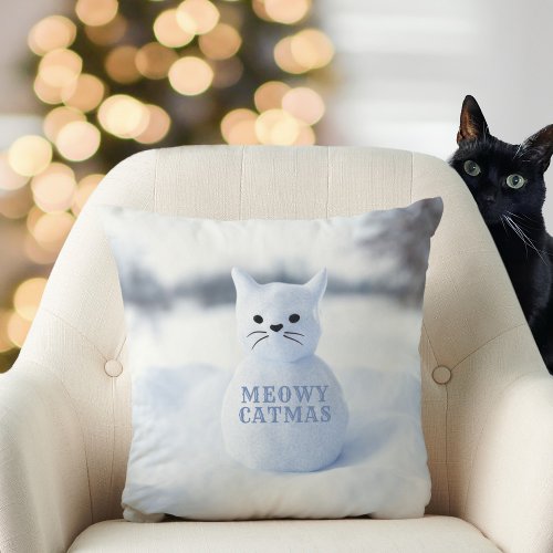 Cute Snow Cat Meowy Catmas Snowflakes Christmas Throw Pillow