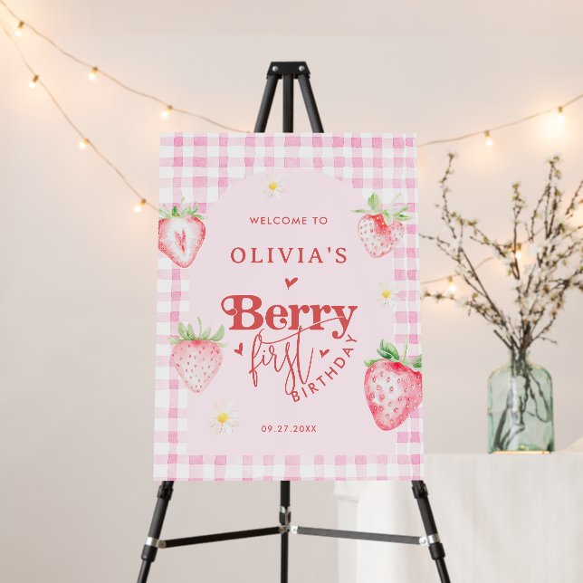 Cute Strawberry Daisy Berry First Photo Brithday Foam Board (In Situ (Stand))