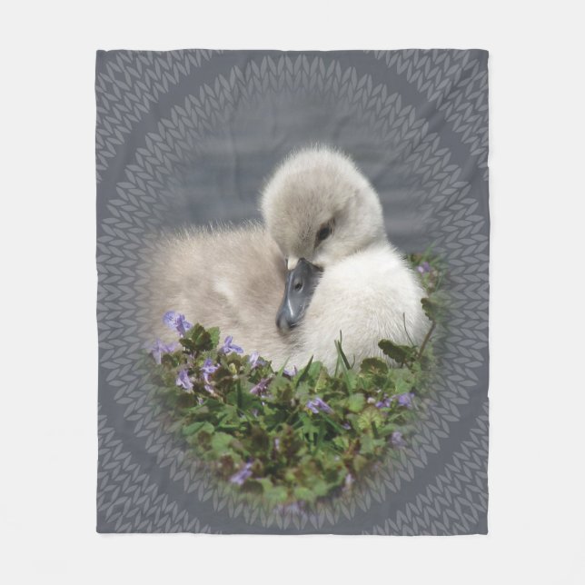 Cute Swan & Cable Knit Pattern Blanket (Front)