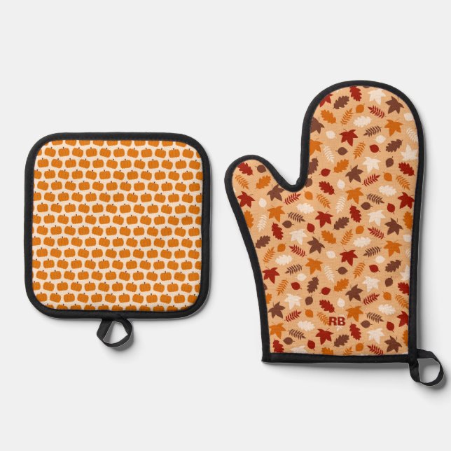 Cute Thanksgiving Oven Mitt & Pot Holder Se Oven Mitt & Pot Holder Set (Front)