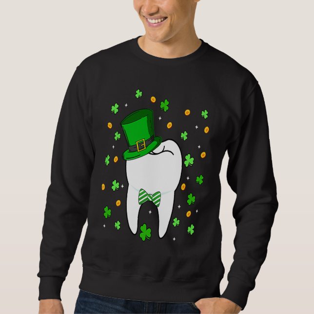 Cute Tooth Leprechaun Hat Dental Squad St Patrick' Sweatshirt (Front)
