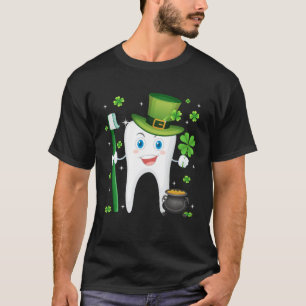 Cute Tooth With Hat Dental Assistant St Patricks T-Shirt