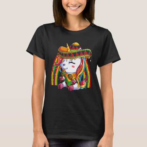 Cute Unicorn Poncho Sombrero Rainbow Cinco De Mayo T_Shirt