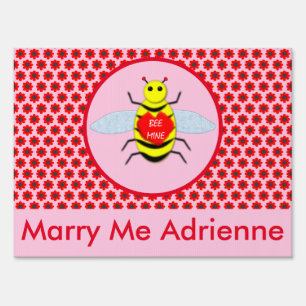 Cute Valentines Day Bee Custom Marriage Proposal Sign