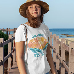 Cute Vintage Beach Waves Sunshine Vacation Women&#39;s T-Shirt