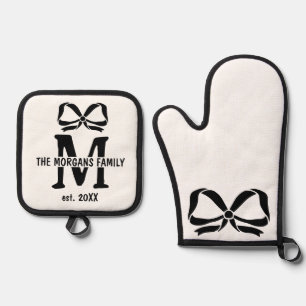 Cute Vintage Rustic Bow Monogram Family Name Oven Mitt & Pot Holder Set