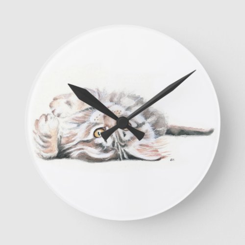 Cute Watercolor Maine Coon Kitty Round Clock