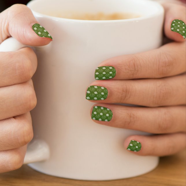 Cute White Shamrock Pattern On Green Minx Nail Art (Insitu - Mug)