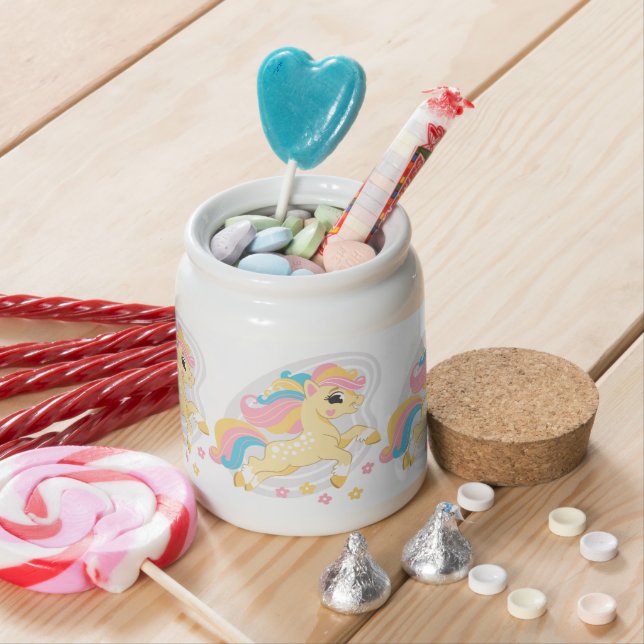 Cute yellow unicorn candy jar (In Situ)