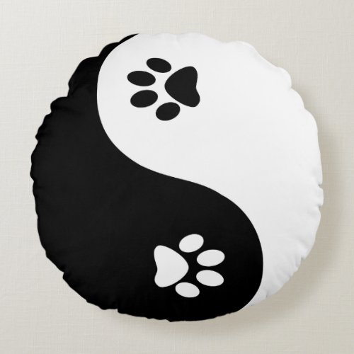 Cute Yin Yang Paws Round Throw Pillow