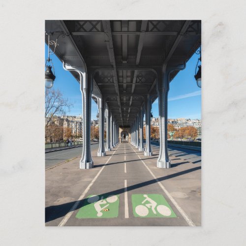 Cycle Path on the pont Bir_Hakeim _ Paris France Postcard