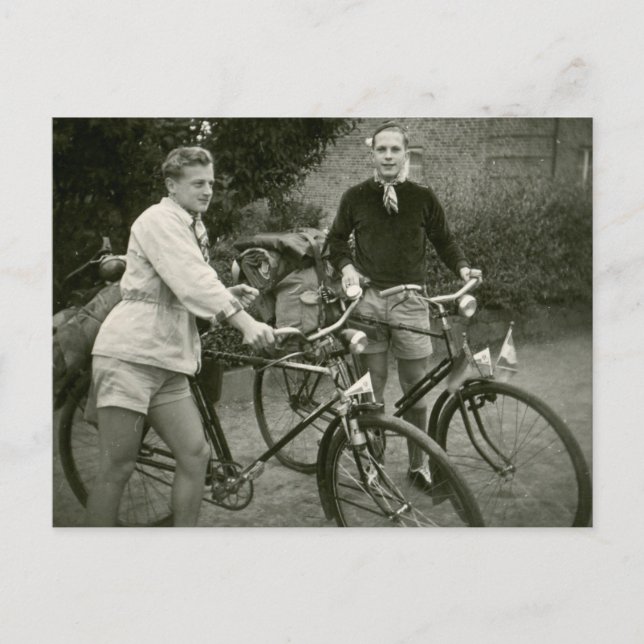 Cyclists vintage photo postcard (Front)
