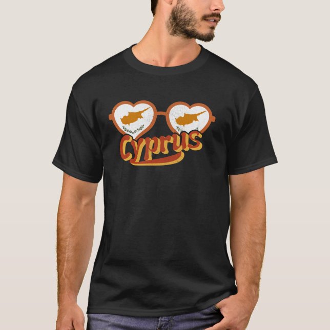 Cypriot nicosian traveling family ancestry nationa T-Shirt (Front)
