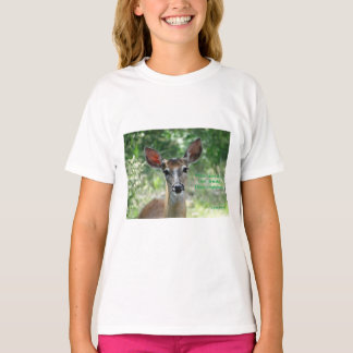 D33 White-tailed Deer Doe T-shirt