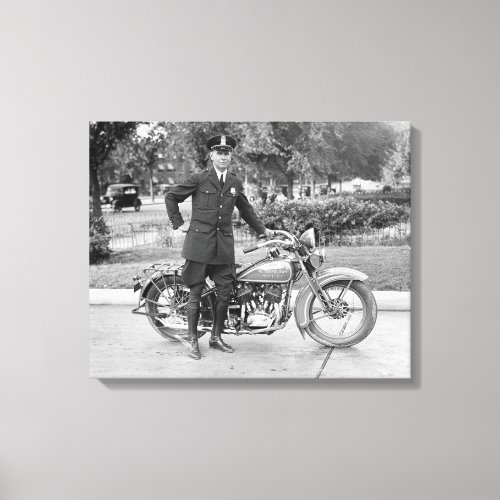 DC Motorcycle Police Officer 1932 Canvas Print