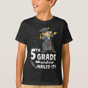 Dabbing Graduation Boy 5th Grade Class Of 2022 T-Shirt