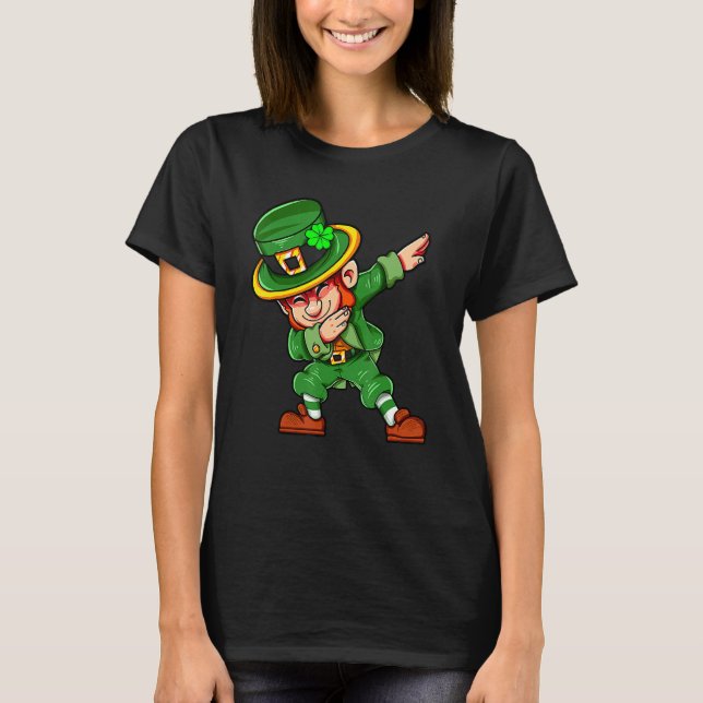 Dabbing Leprechaun St Patricks Day Irish Saint Pat T-Shirt (Front)