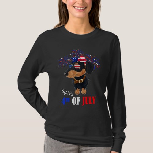 Dachshund 4th Of July Red White Blue Flag Independ T-Shirt