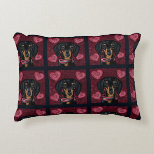 DACHSHUND     ACCENT PILLOW