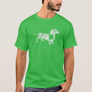 Dachshund Dog Gift St. Patrick's Day Shamrock Clov T-Shirt