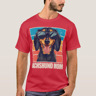 Dachshund mom gift T-Shirt