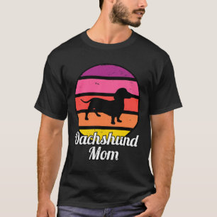 Dachshund Mom I Retro Wiener Dog Mom T-Shirt