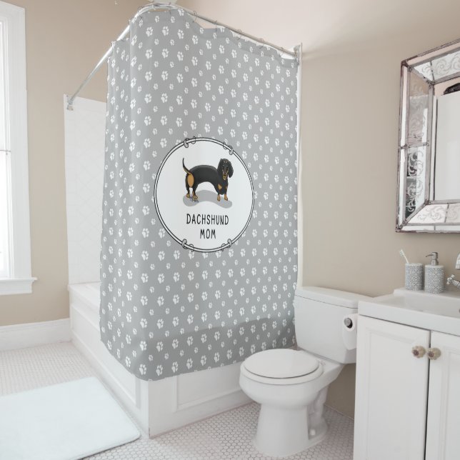 Dachshund Mom (S black & tan) - Cute dog Shower Curtain (In Situ)