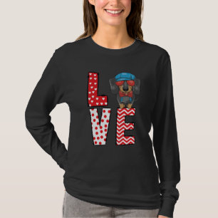 Dachshund Valentines Day Love Valentine Cute Heart T-Shirt