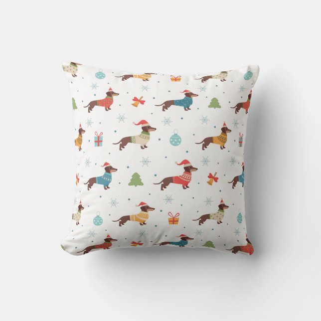 Dachshunds in Christmas Sweaters Pattern Throw Pillow (Front)