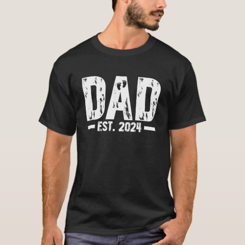 Dad Est 2024 Soon To Be Dad Pregnancy Announcement T_Shirt