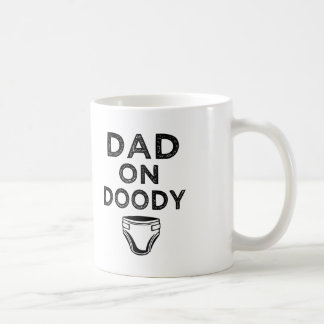 Dad on diaper doody funny dad to be men's mug