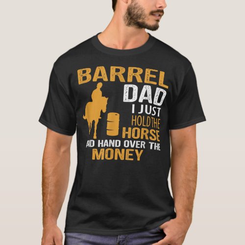 Dad tee I just hold the horse and hand over the