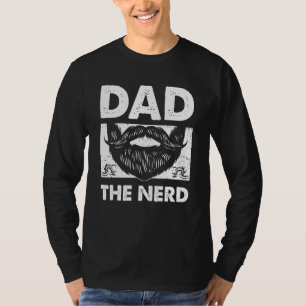Dad the Nerd Conservative Daddy Protective Father T-Shirt